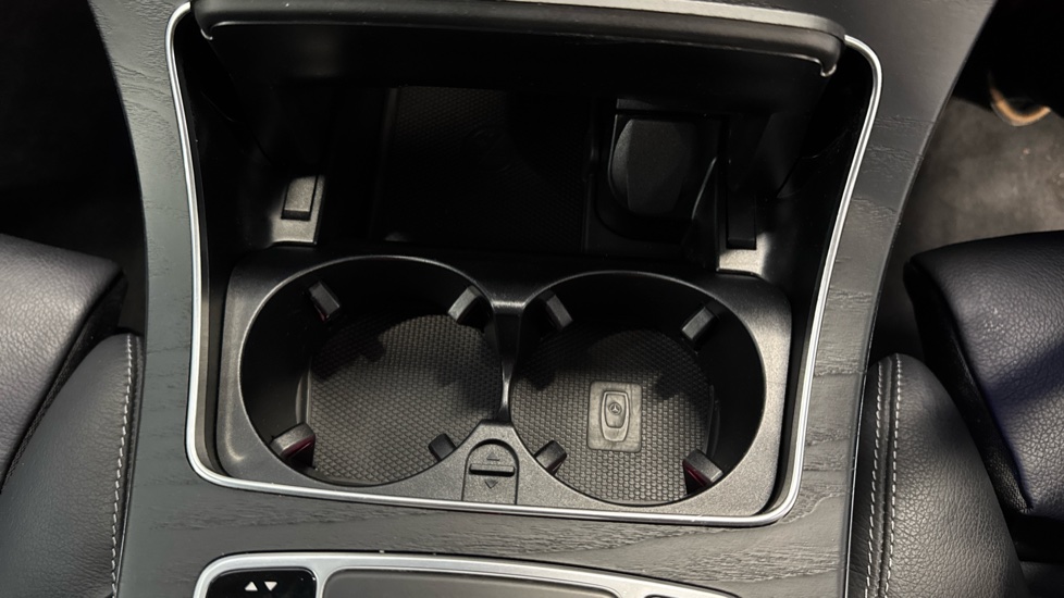 Mercedes-Benz GLC 220d 4Matic AMG Line Premium 5dr 9G-Tronic Diesel Estate - Image 28