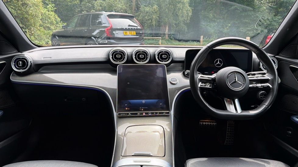 Mercedes-Benz C-Class C300d AMG Line Premium 5dr 9G-Tronic Diesel Estate - Image 10