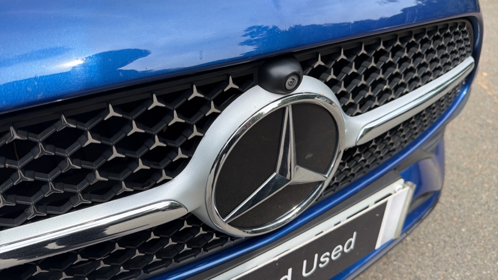 Mercedes-Benz C-Class C300d AMG Line Premium 5dr 9G-Tronic Diesel Estate - Image 23