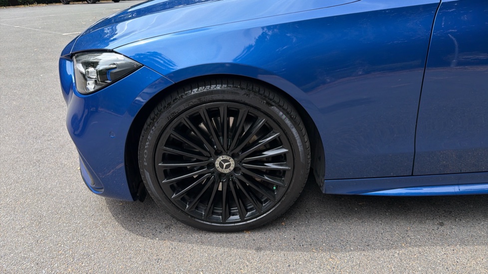 Mercedes-Benz C-Class C300d AMG Line Premium 5dr 9G-Tronic Diesel Estate - Image 26