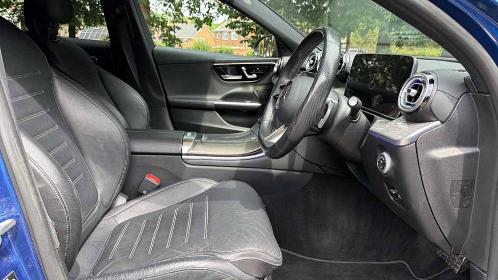 Mercedes-Benz C-Class C300d AMG Line Premium 5dr 9G-Tronic Diesel Estate - Image 37