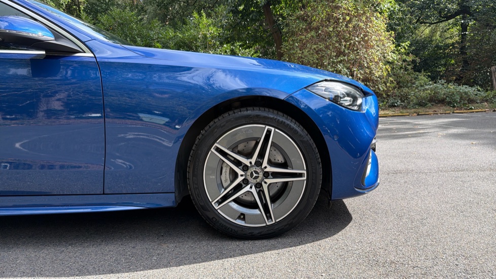 Mercedes-Benz C-Class C300e AMG Line Premium Plus 5dr 9G-Tronic Estate - Image 7
