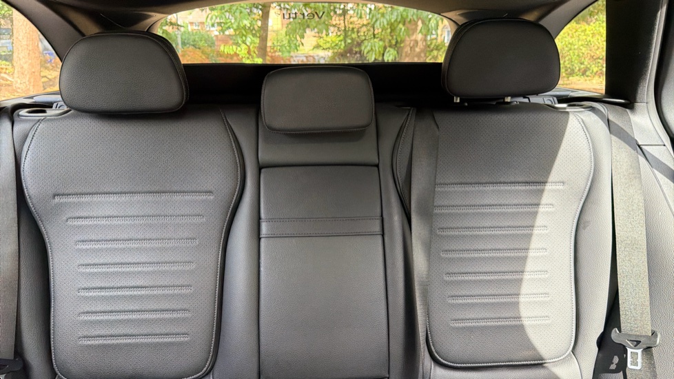 Mercedes-Benz C-Class C300e AMG Line Premium Plus 5dr 9G-Tronic Estate - Image 15