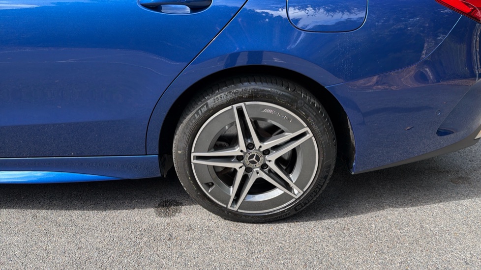 Mercedes-Benz C-Class C300e AMG Line Premium Plus 5dr 9G-Tronic Estate - Image 33