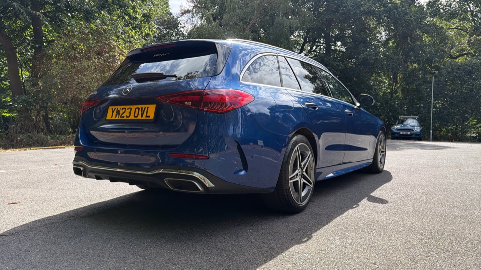 Mercedes-Benz C-Class C300e AMG Line Premium Plus 5dr 9G-Tronic Estate - Image 38