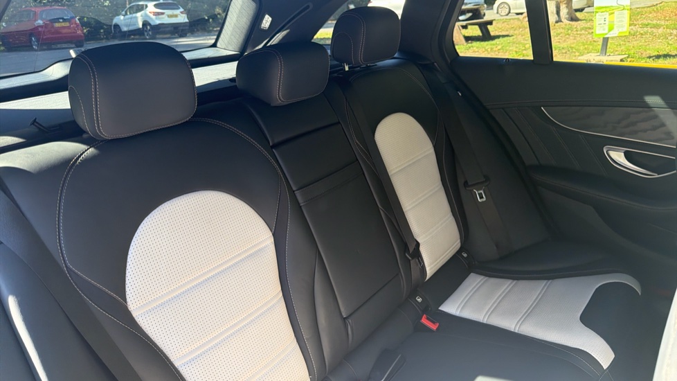 Mercedes-AMG C-Class C63 Premium 5dr Auto Petrol Estate - Image 16