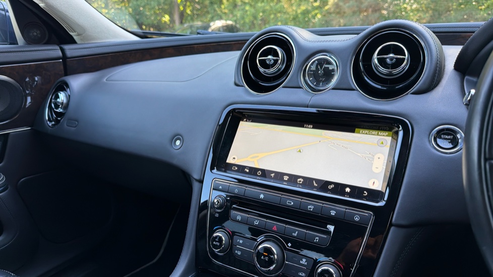 Jaguar XJ 3.0d V6 XJ50 4dr Auto Diesel Saloon - Image 14