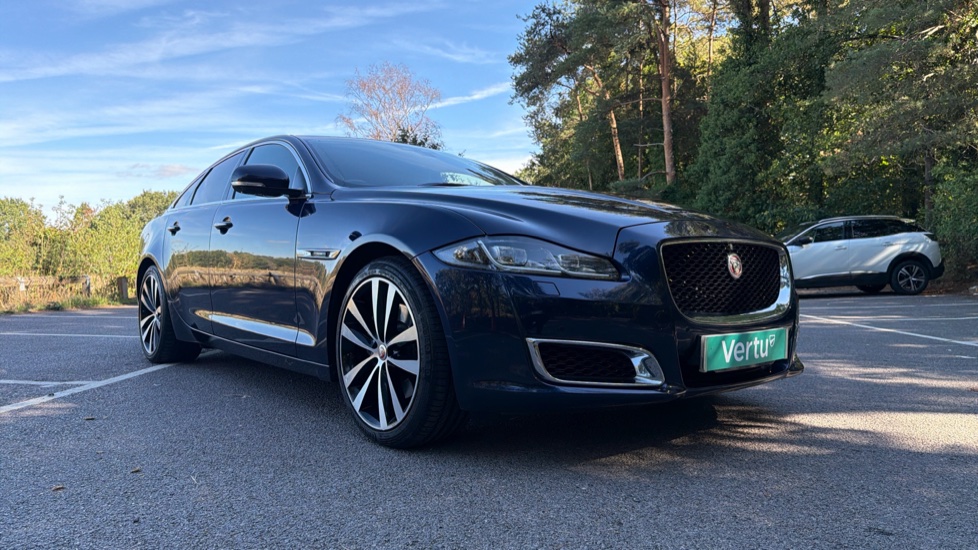 Jaguar XJ 3.0d V6 XJ50 4dr Auto Diesel Saloon - Image 22