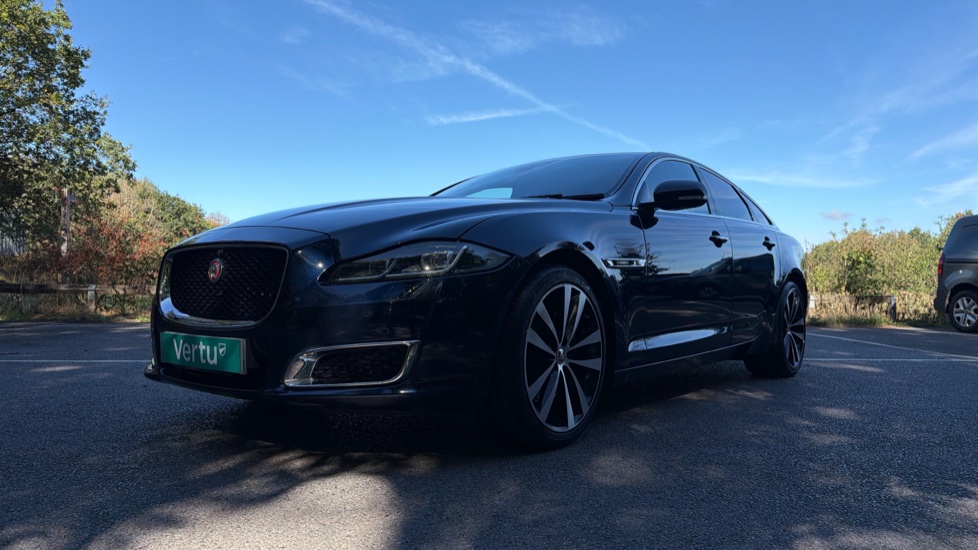 Jaguar XJ 3.0d V6 XJ50 4dr Auto Diesel Saloon - Image 26
