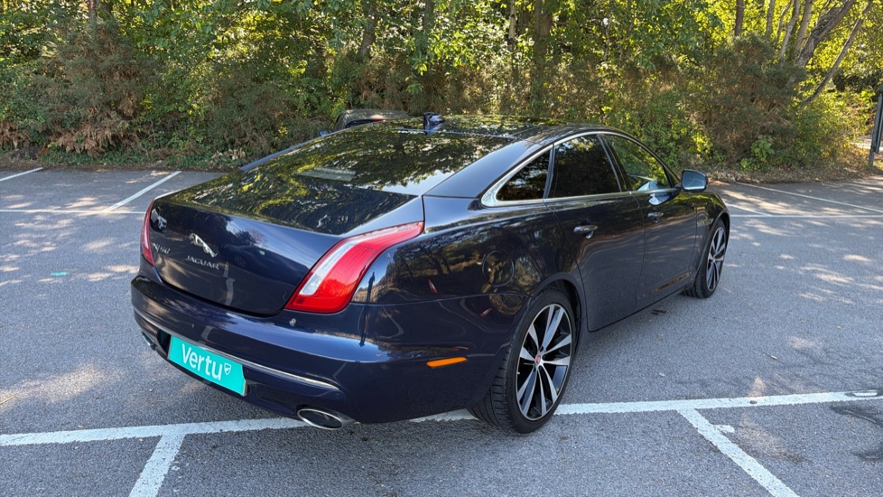 Jaguar XJ 3.0d V6 XJ50 4dr Auto Diesel Saloon - Image 31