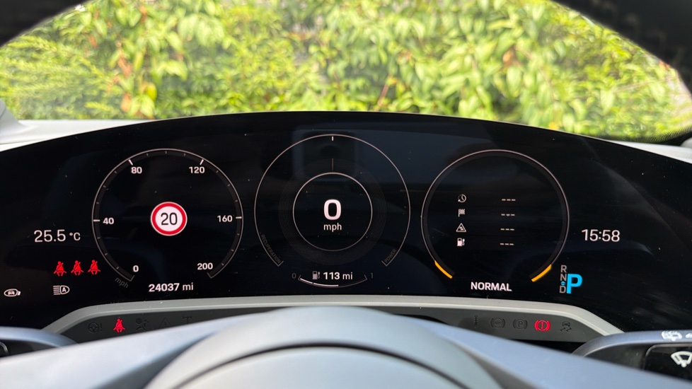 Porsche Taycan 390kW 4S 79kWh 5dr Auto Electric Estate - Image 18