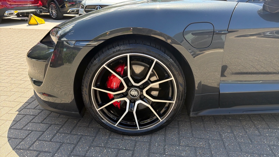 Porsche Taycan 390kW 4S 79kWh 5dr Auto Electric Estate - Image 26