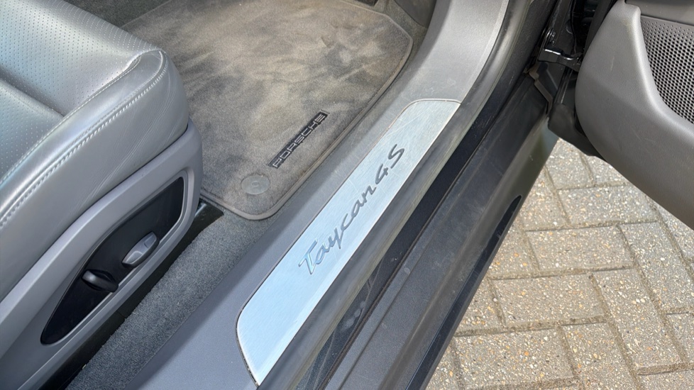 Porsche Taycan 390kW 4S 79kWh 5dr Auto Electric Estate - Image 35