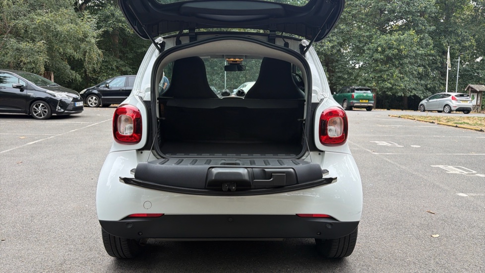 smart fortwo coupe 1.0 Prime Premium 2dr Auto Petrol Coupe - Image 4