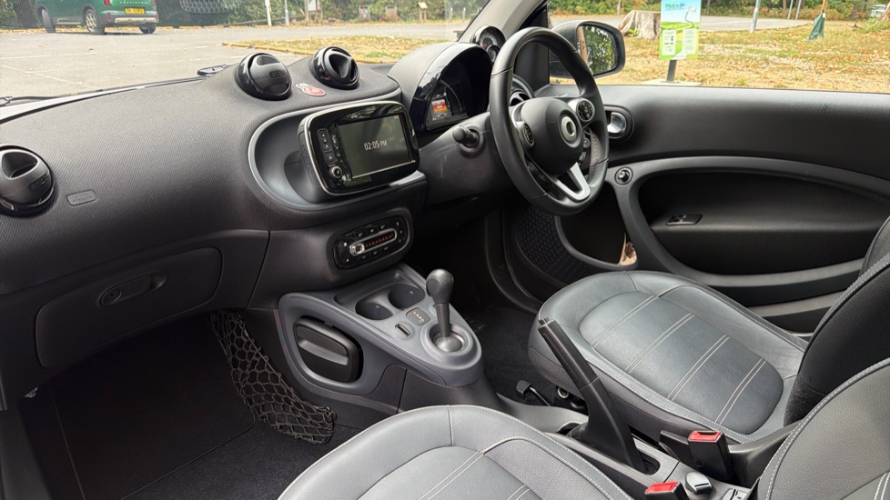 smart fortwo coupe 1.0 Prime Premium 2dr Auto Petrol Coupe - Image 9