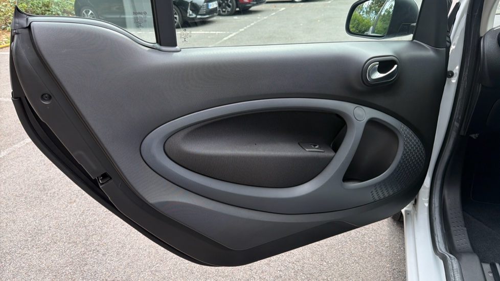 smart fortwo coupe 1.0 Prime Premium 2dr Auto Petrol Coupe - Image 10