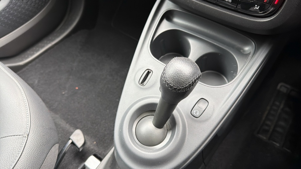 smart fortwo coupe 1.0 Prime Premium 2dr Auto Petrol Coupe - Image 13