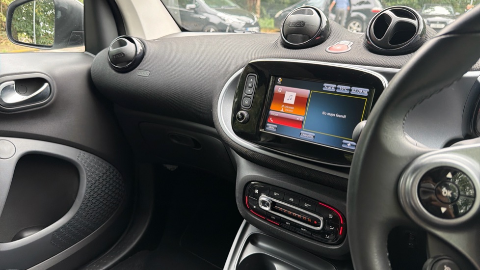 smart fortwo coupe 1.0 Prime Premium 2dr Auto Petrol Coupe - Image 14