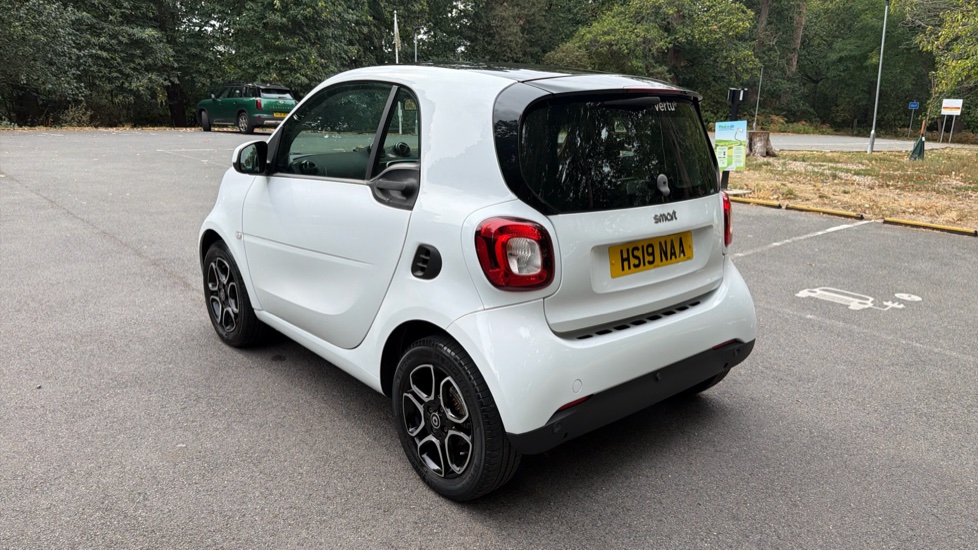 smart fortwo coupe 1.0 Prime Premium 2dr Auto Petrol Coupe - Image 34