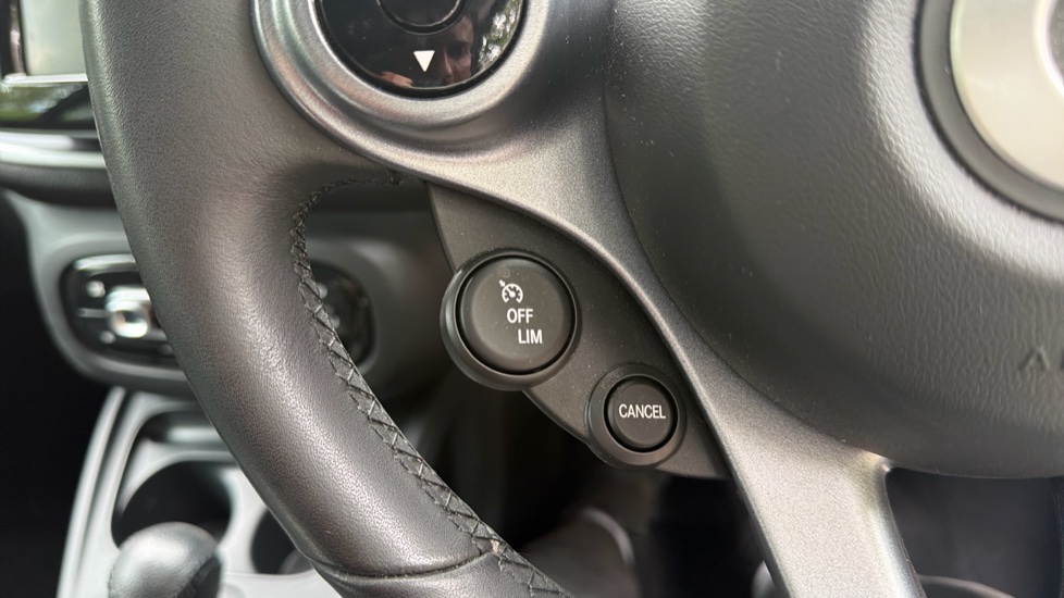 smart fortwo coupe 1.0 Prime Premium 2dr Auto Petrol Coupe - Image 44