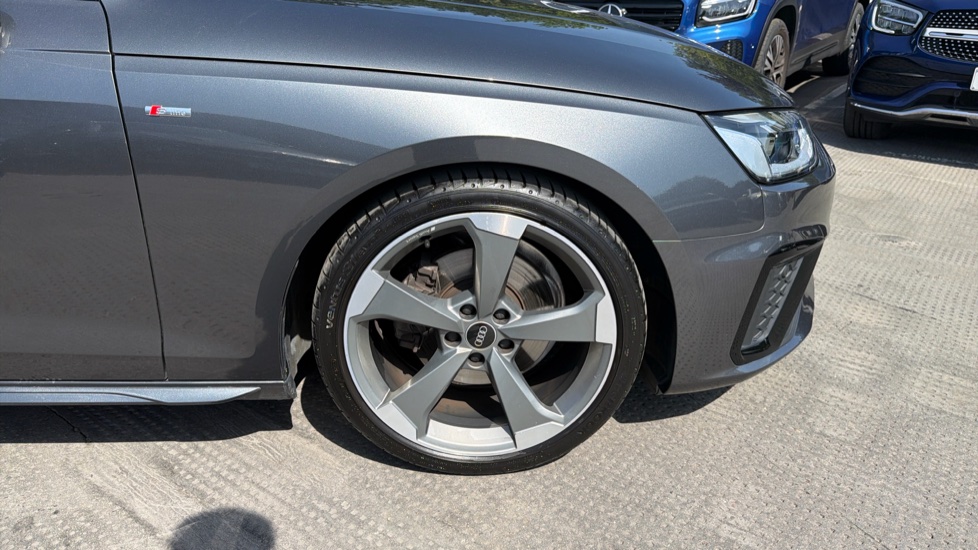 Audi A4 35 TFSI Black Edition 5dr S Tronic Petrol Estate - Image 34