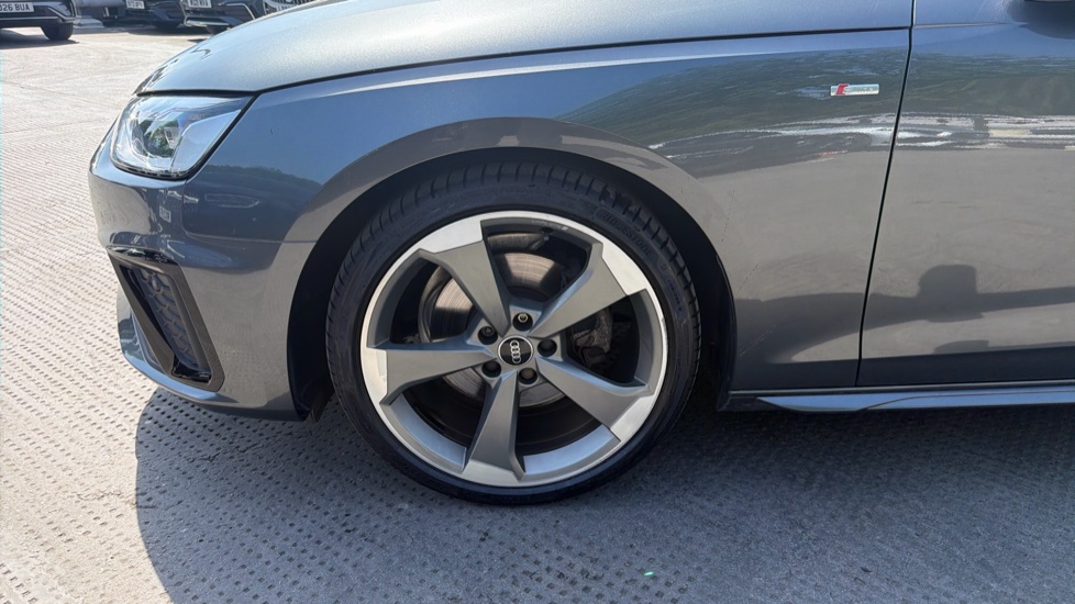 Audi A4 35 TFSI Black Edition 5dr S Tronic Petrol Estate - Image 37