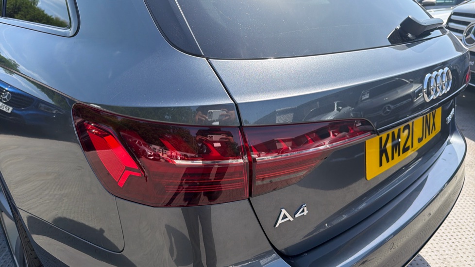 Audi A4 35 TFSI Black Edition 5dr S Tronic Petrol Estate - Image 39
