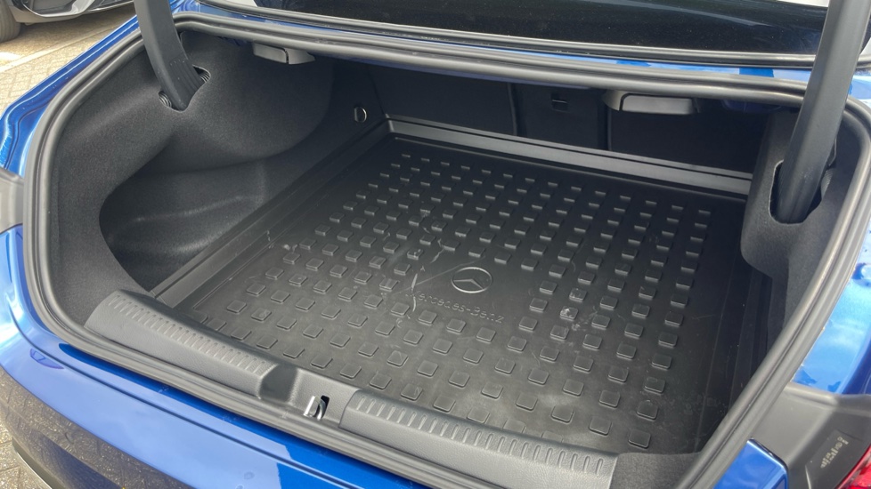 Mercedes-Benz CLA 180 AMG Line Executive 4dr Tip Auto Petrol Saloon - Image 27