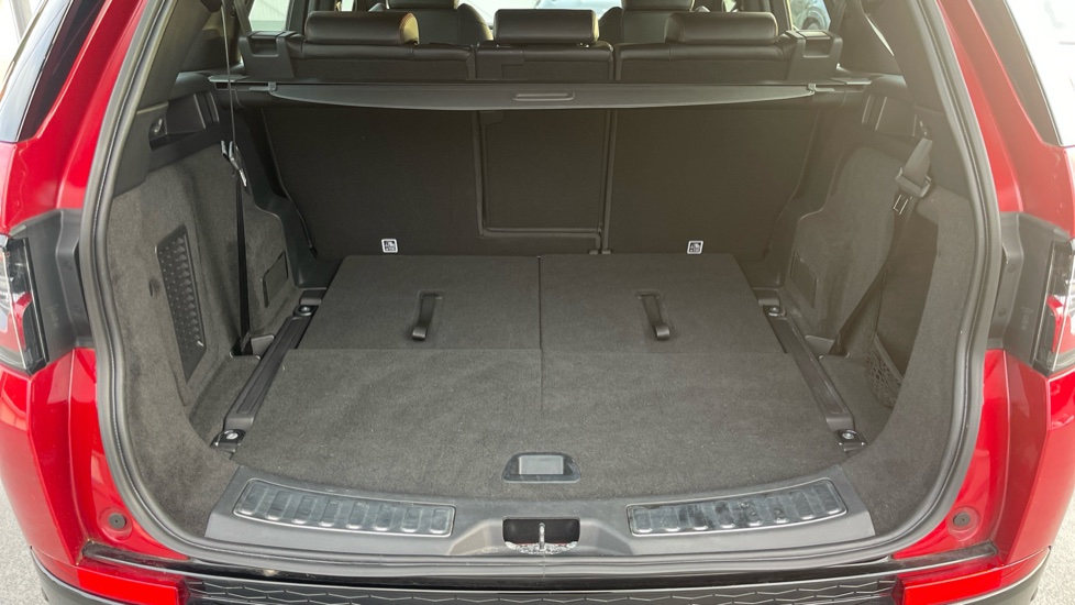 Land Rover Discovery Sport 2.0 D240 R-Dynamic S 5dr Auto Diesel Station Wagon - Image 4