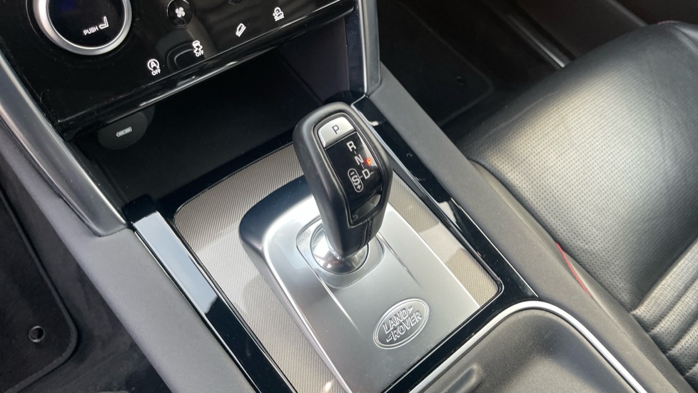 Land Rover Discovery Sport 2.0 D240 R-Dynamic S 5dr Auto Diesel Station Wagon - Image 13