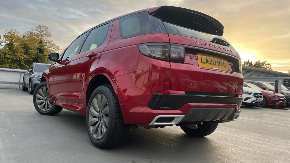 Land Rover Discovery Sport 2.0 D240 R-Dynamic S 5dr Auto Diesel Station Wagon - Image 25
