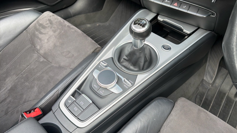 Audi TT 1.8T FSI Sport 2dr Petrol Roadster - Image 13
