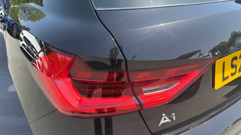 Audi A1 25 TFSI Sport 5dr S Tronic Petrol Hatchback - Image 28