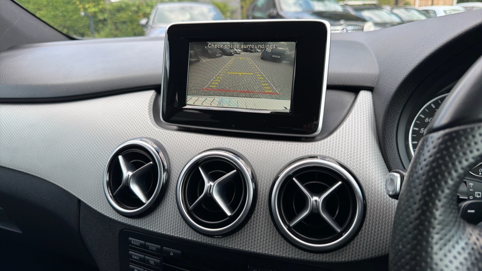Mercedes-Benz B-Class B180 [1.5] CDI Sport 5dr Auto Diesel Hatchback - Image 19
