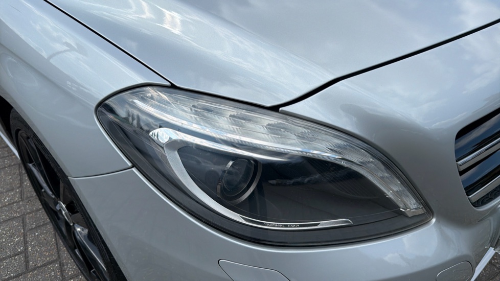 Mercedes-Benz B-Class B180 [1.5] CDI Sport 5dr Auto Diesel Hatchback - Image 22