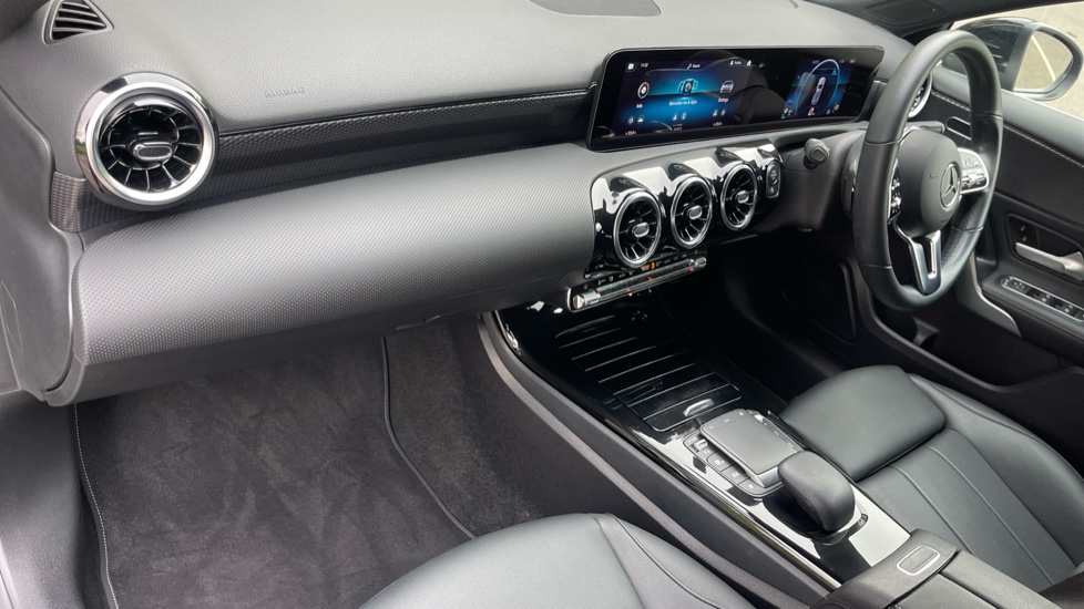 Mercedes-Benz A-Class A200 Sport Executive 5dr Auto Petrol Hatchback - Image 32
