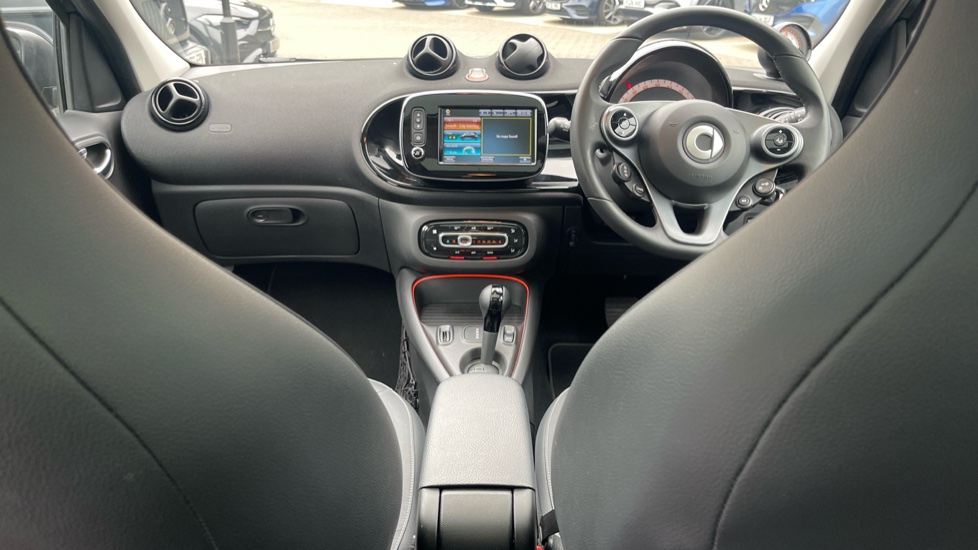smart EQ forfour hatchback 60kW EQ Prime Exclusive 17kWh 5dr Auto [22kWch] Electric Hatchback - Image 10