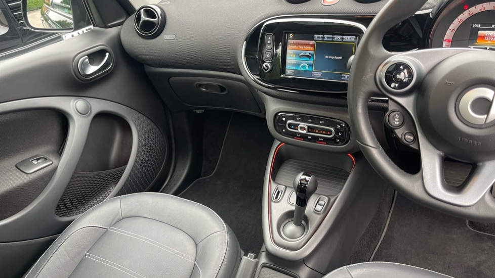 smart EQ forfour hatchback 60kW EQ Prime Exclusive 17kWh 5dr Auto [22kWch] Electric Hatchback - Image 14