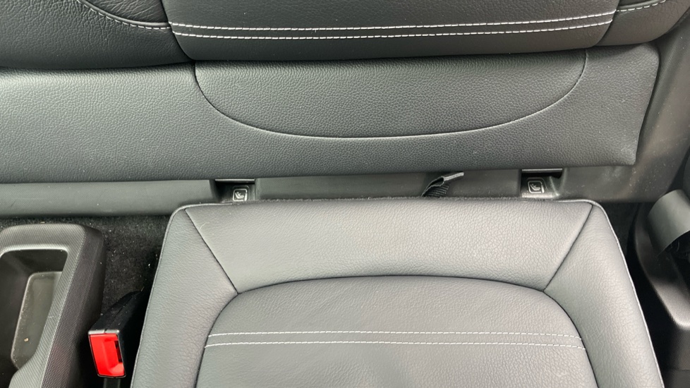 smart EQ forfour hatchback 60kW EQ Prime Exclusive 17kWh 5dr Auto [22kWch] Electric Hatchback - Image 17