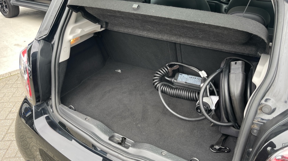 smart EQ forfour hatchback 60kW EQ Prime Exclusive 17kWh 5dr Auto [22kWch] Electric Hatchback - Image 27
