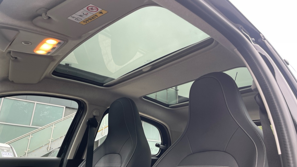 smart EQ forfour hatchback 60kW EQ Prime Exclusive 17kWh 5dr Auto [22kWch] Electric Hatchback - Image 30