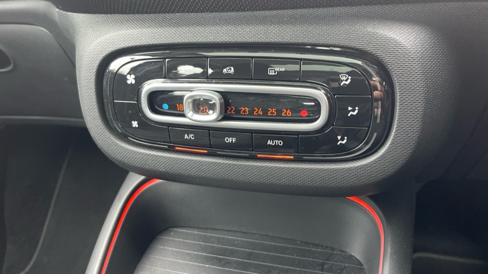 smart EQ forfour hatchback 60kW EQ Prime Exclusive 17kWh 5dr Auto [22kWch] Electric Hatchback - Image 33