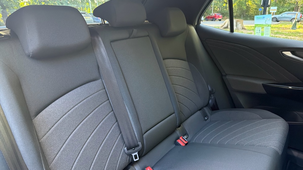 Volkswagen ID.3 150kW Match Pro 59kWh 5dr Auto Electric Hatchback - Image 16