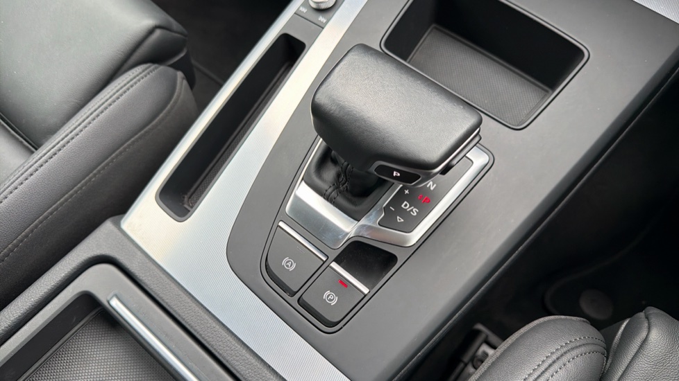 Audi Q5 45 TFSI Quattro Sport 5dr S Tronic Petrol Estate - Image 13