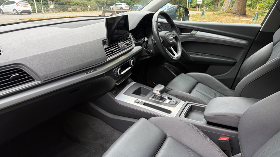 Audi Q5 45 TFSI Quattro Sport 5dr S Tronic Petrol Estate - Image 29