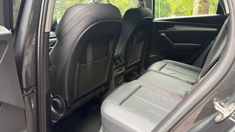 Audi Q5 45 TFSI Quattro Sport 5dr S Tronic Petrol Estate - Image 32