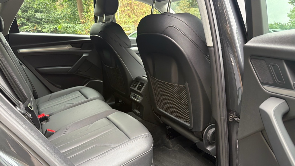Audi Q5 45 TFSI Quattro Sport 5dr S Tronic Petrol Estate - Image 39