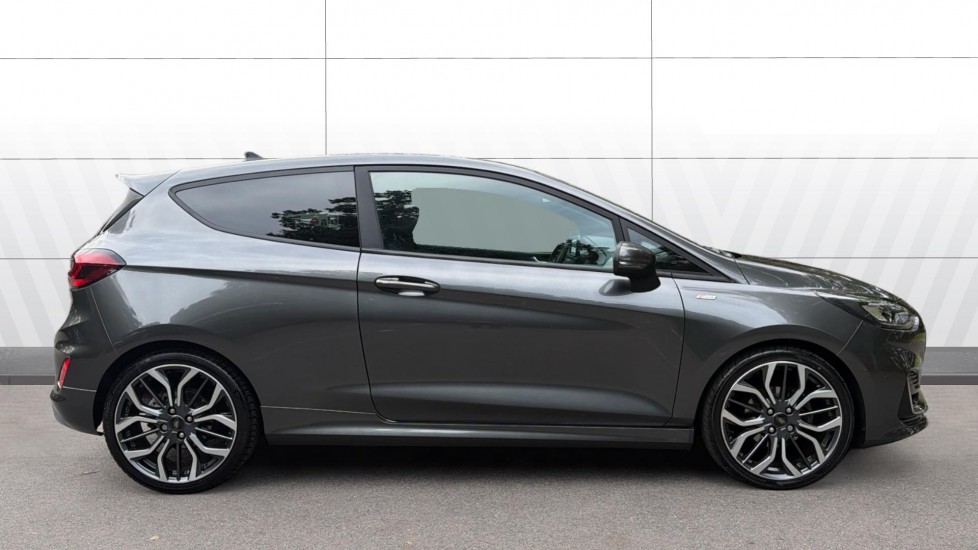 Ford Fiesta 1.0 EcoBoost Hybrid mHEV 155 ST-Line Vignale 3dr Petrol Hatchback - Image 5