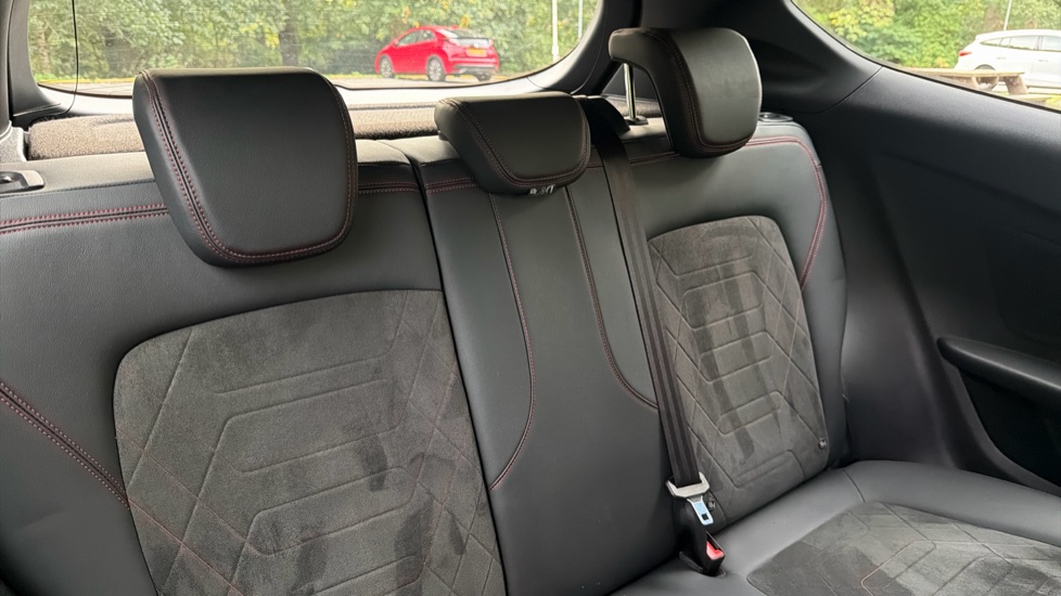 Ford Fiesta 1.0 EcoBoost Hybrid mHEV 155 ST-Line Vignale 3dr Petrol Hatchback - Image 16