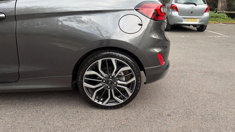 Ford Fiesta 1.0 EcoBoost Hybrid mHEV 155 ST-Line Vignale 3dr Petrol Hatchback - Image 35
